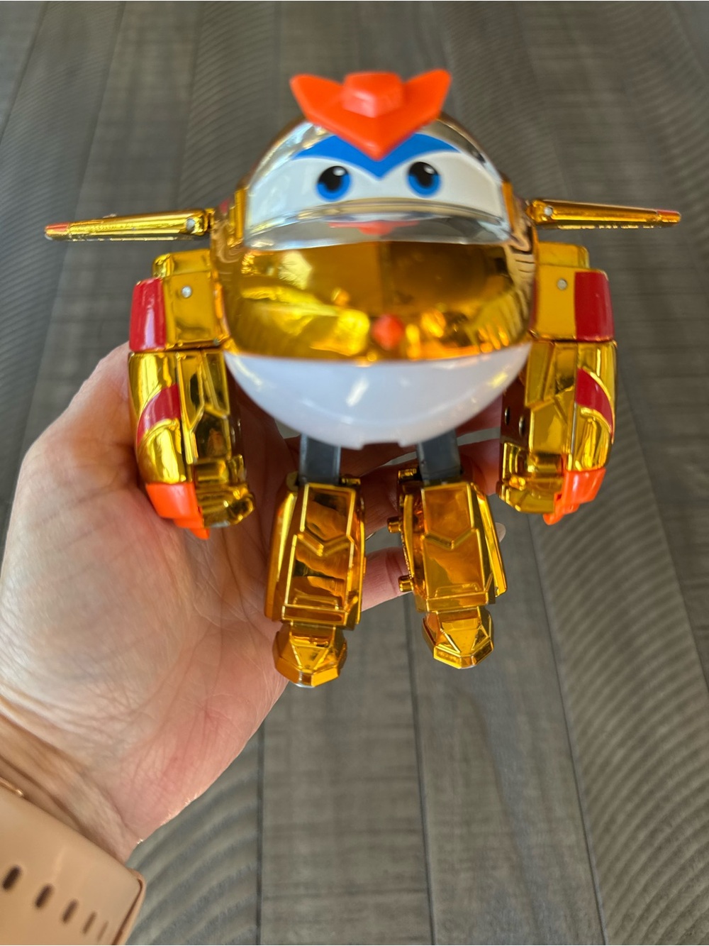Super Wings 5" Transforming Golden Boy - Airplane Toys Vehicle Action Figure - Picture 8 of 14